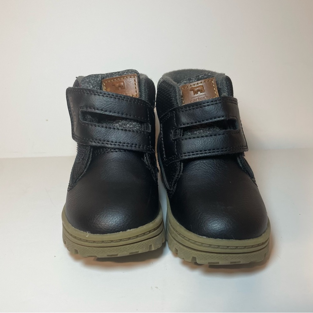 Carters Toddler Boys Sporty Boots Size 6 Black Stylish & Comfortable Shoes